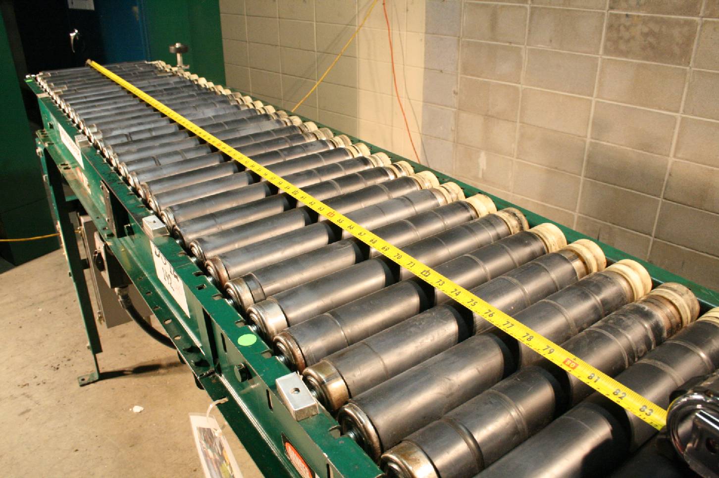 Alvey Steel Powered Roller Conveyor 84" x 14" Roller Surface eBay