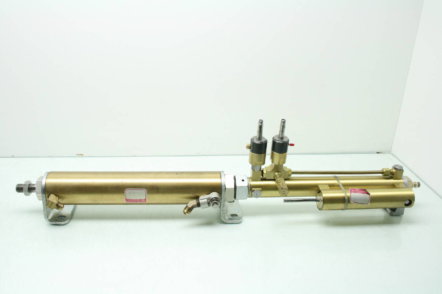 Allenair CHTFLH10KEORTEOR Air Over Hydraulic Tandem Air Cylinder