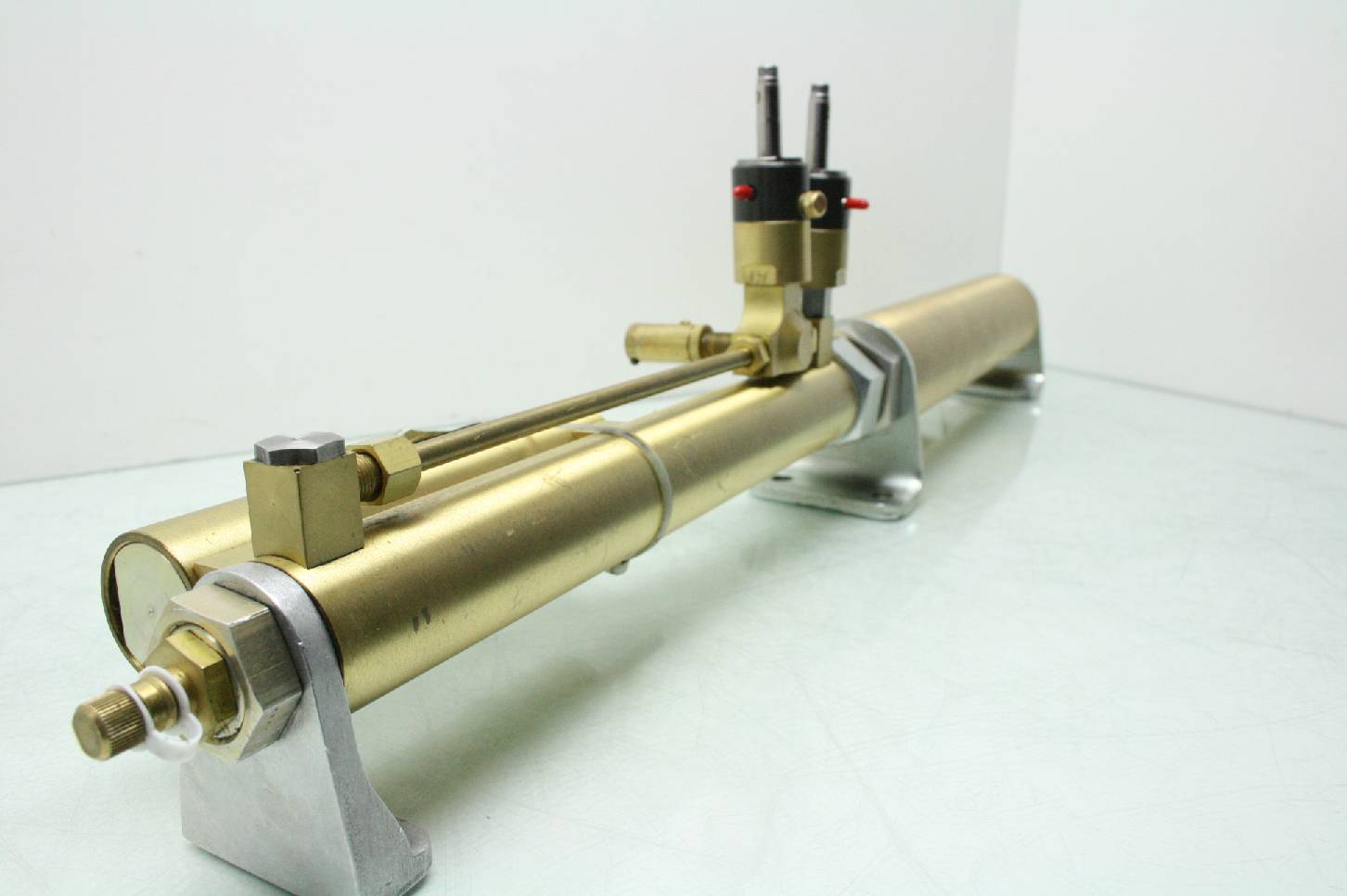 Allenair CHTFLH10KEORTEOR Air Over Hydraulic Tandem Air Cylinder