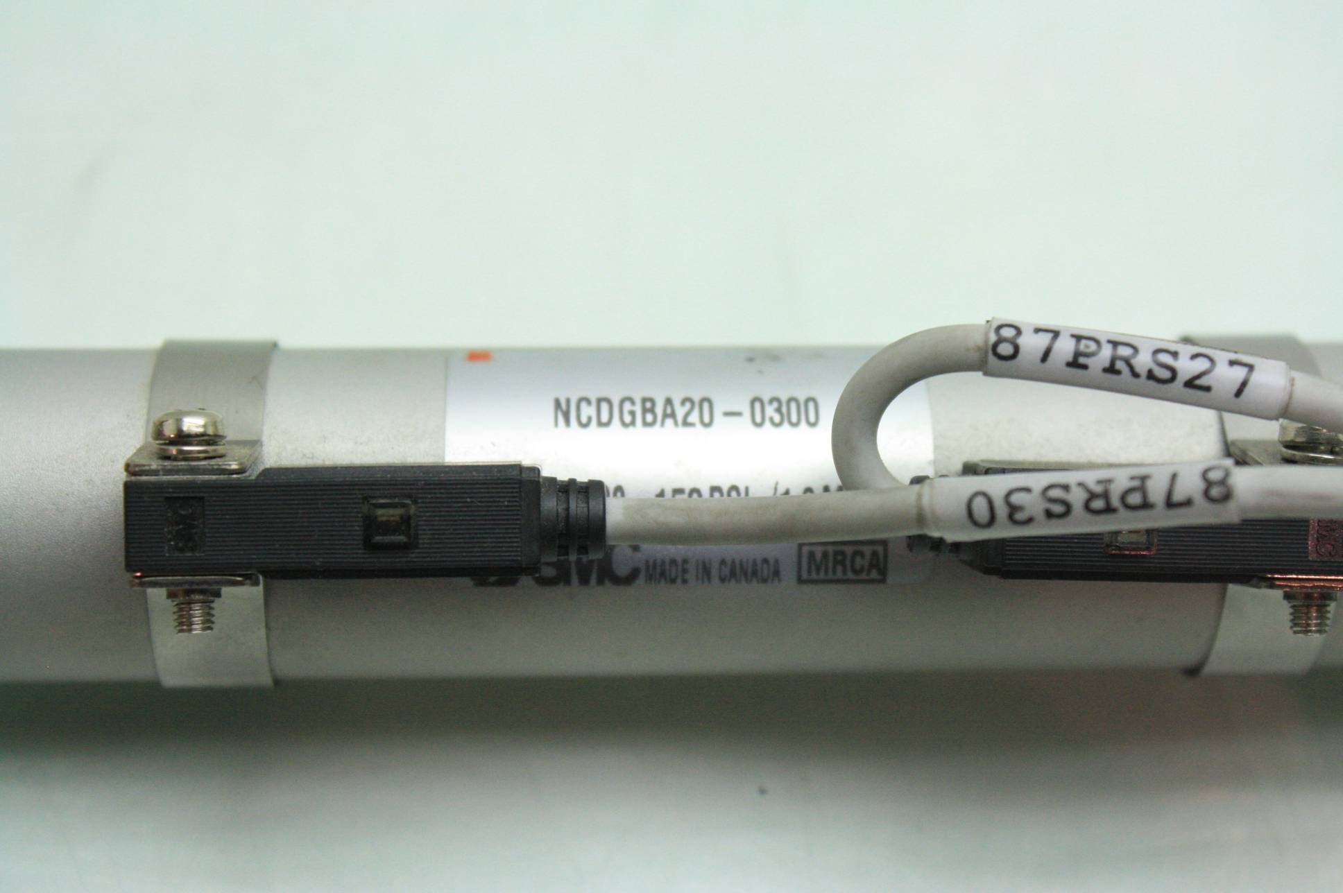 SMC NCDGBA200300 Double Acting Air Cylinder Limit Switch 3/4" Bore x 3