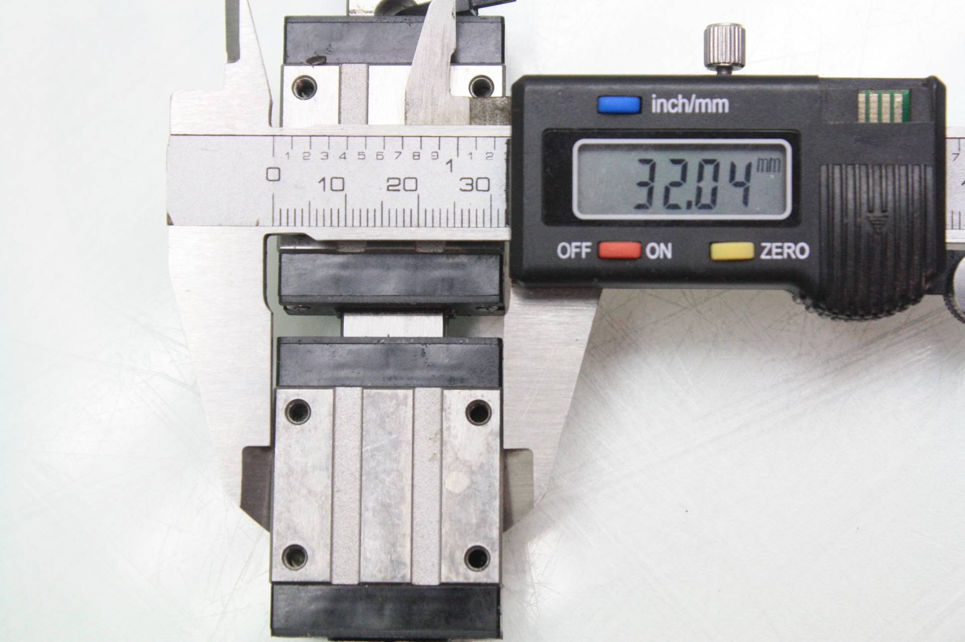 4 Misumi Barden Linear Motion Guide Rails with SSEBV16 Blocks 150mm