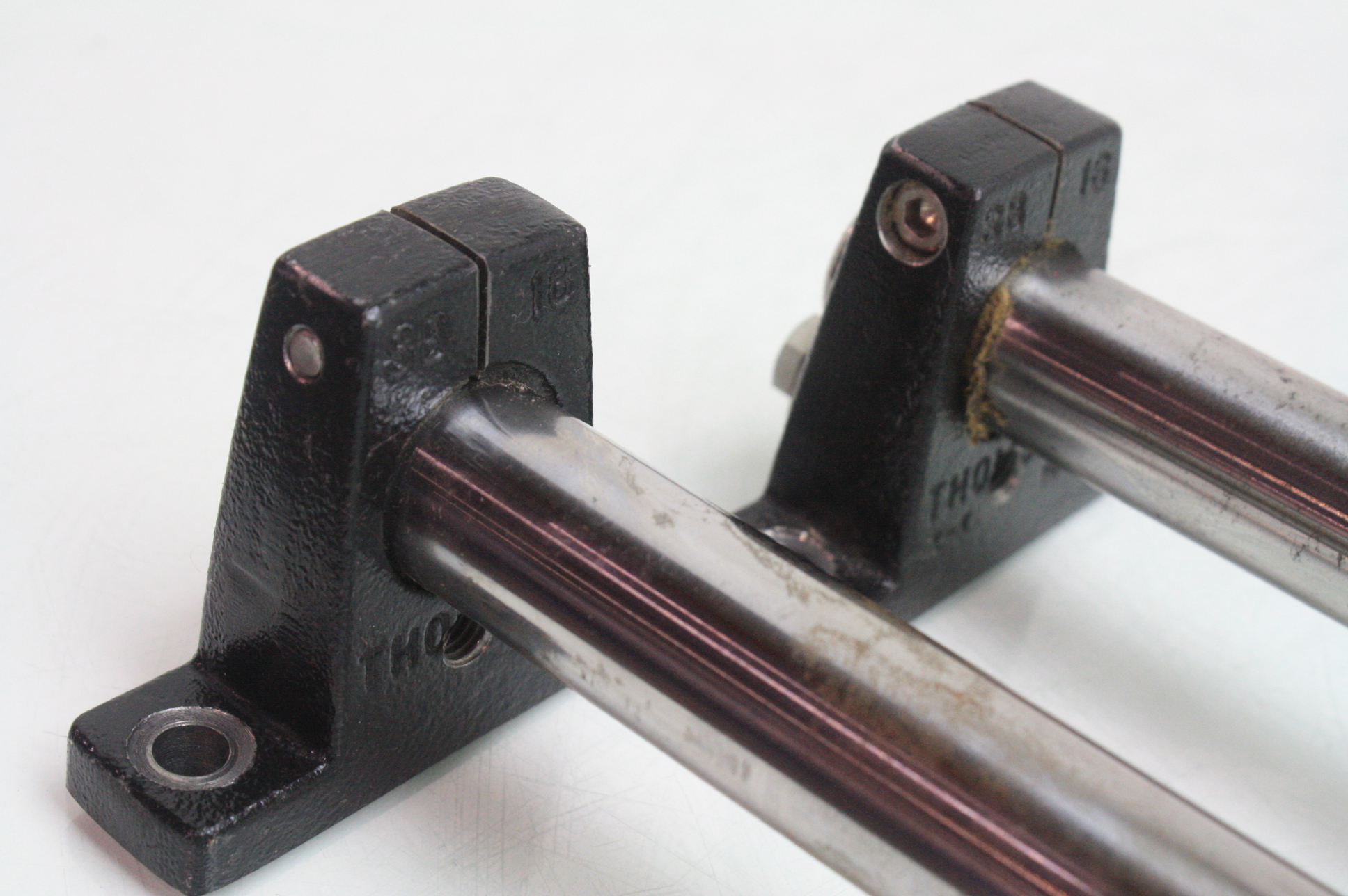 2 Thomson SSUTFB16 Linear Flange Mount Ball Bushing Bearing 60