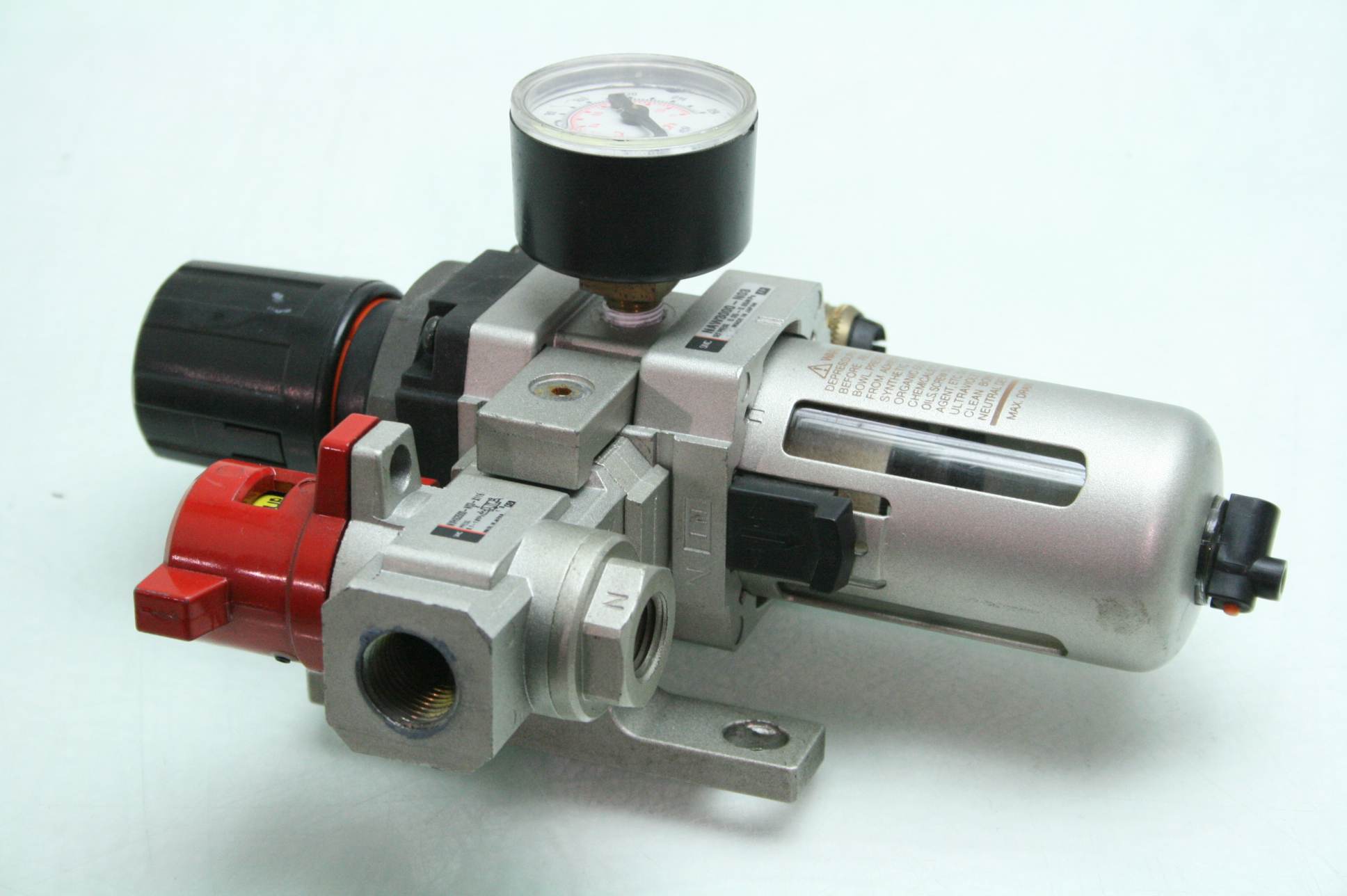 SMC NAW3000N03 Pneumatic Pressure Regulator NVHS3500N03X116 LockOut Valve