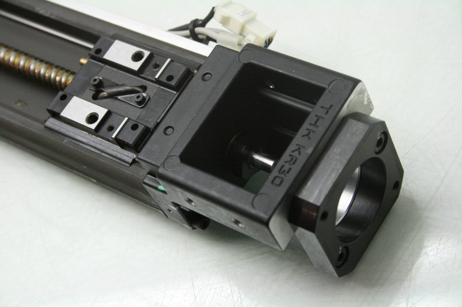 THK KR30H06C+700L Precision Ball Screw Driven Linear Actuator 620mm