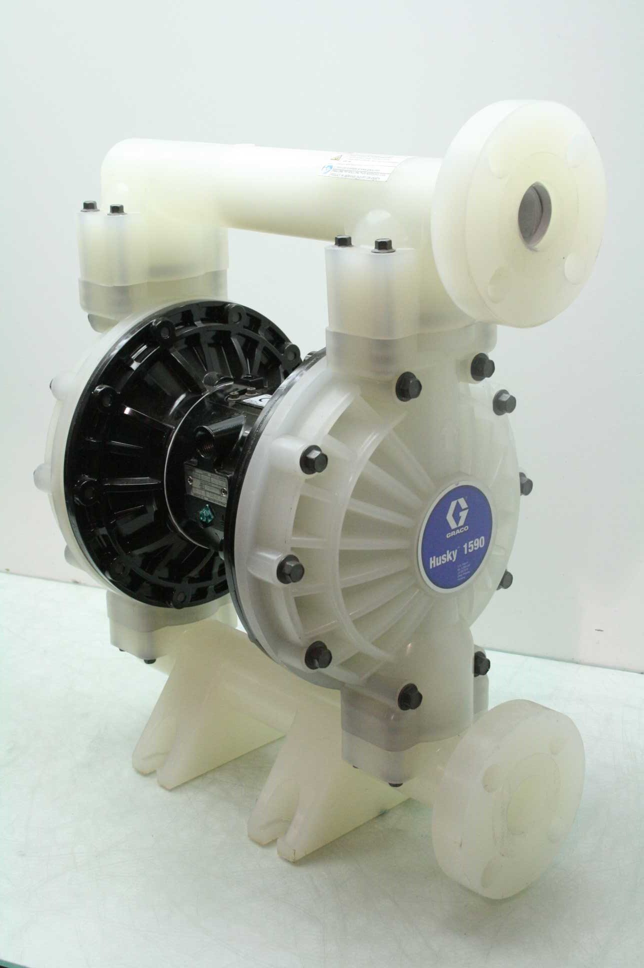 Graco 1590 Air Operated 1.5" Displacement Double Diaphragm Chemical