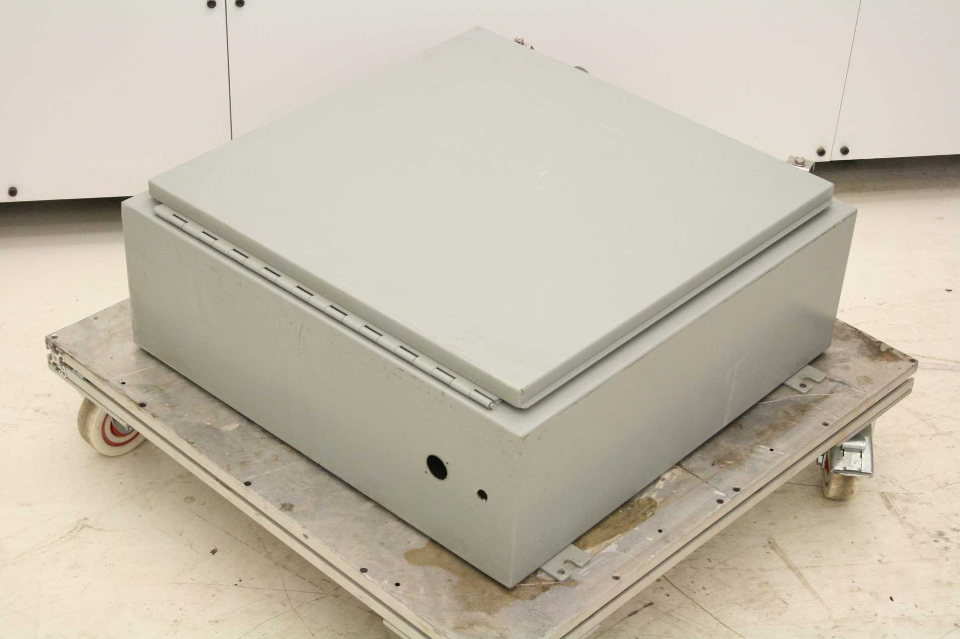 Hammond Mfg 1418J8 Wall Mount Electrical Enclosure Sub Panel 24 x 24 x