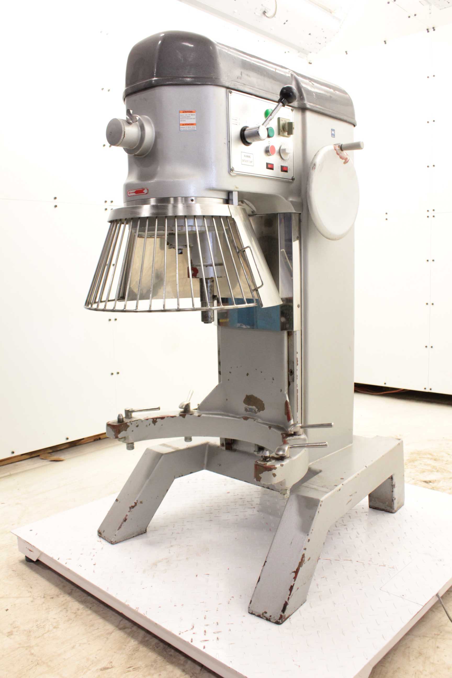 Anvil America MIX9180 80 Qt Commercial 3 HP Dough Mixer 220V / 3 Phase