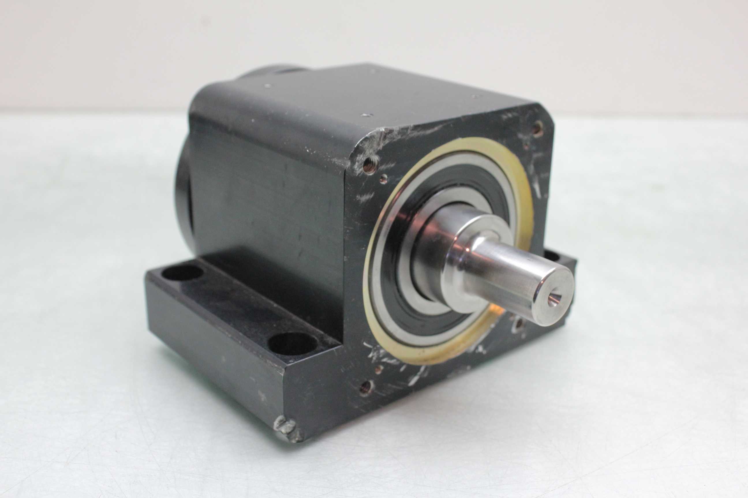 Custom Aluminum Machining Spindle SKF 62072RS1/C3GJN Dual Support