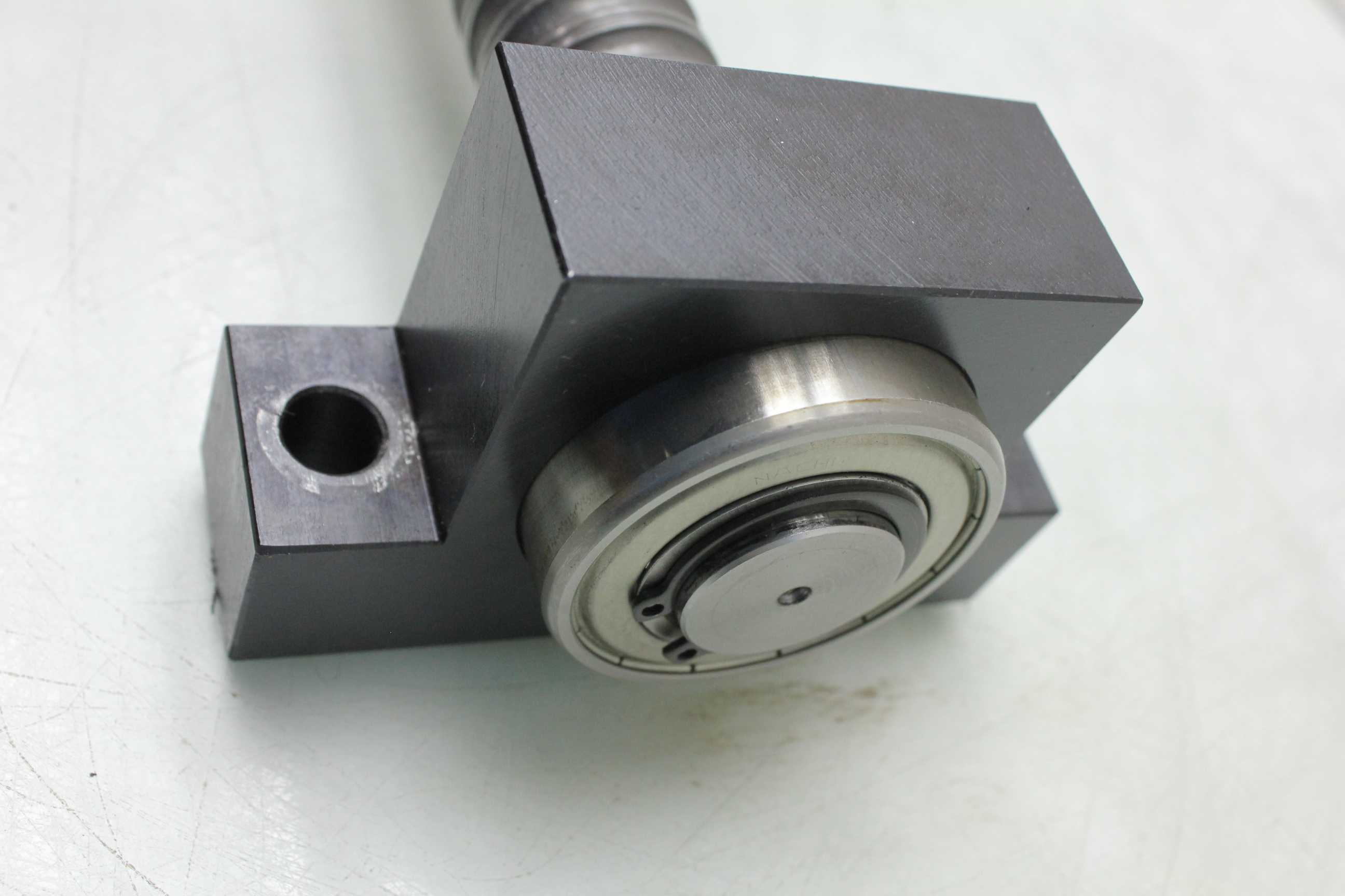 Kuroda 3210RHN Rolled Ball Screw 32mm Diameter x 10mm 1128mm Travel