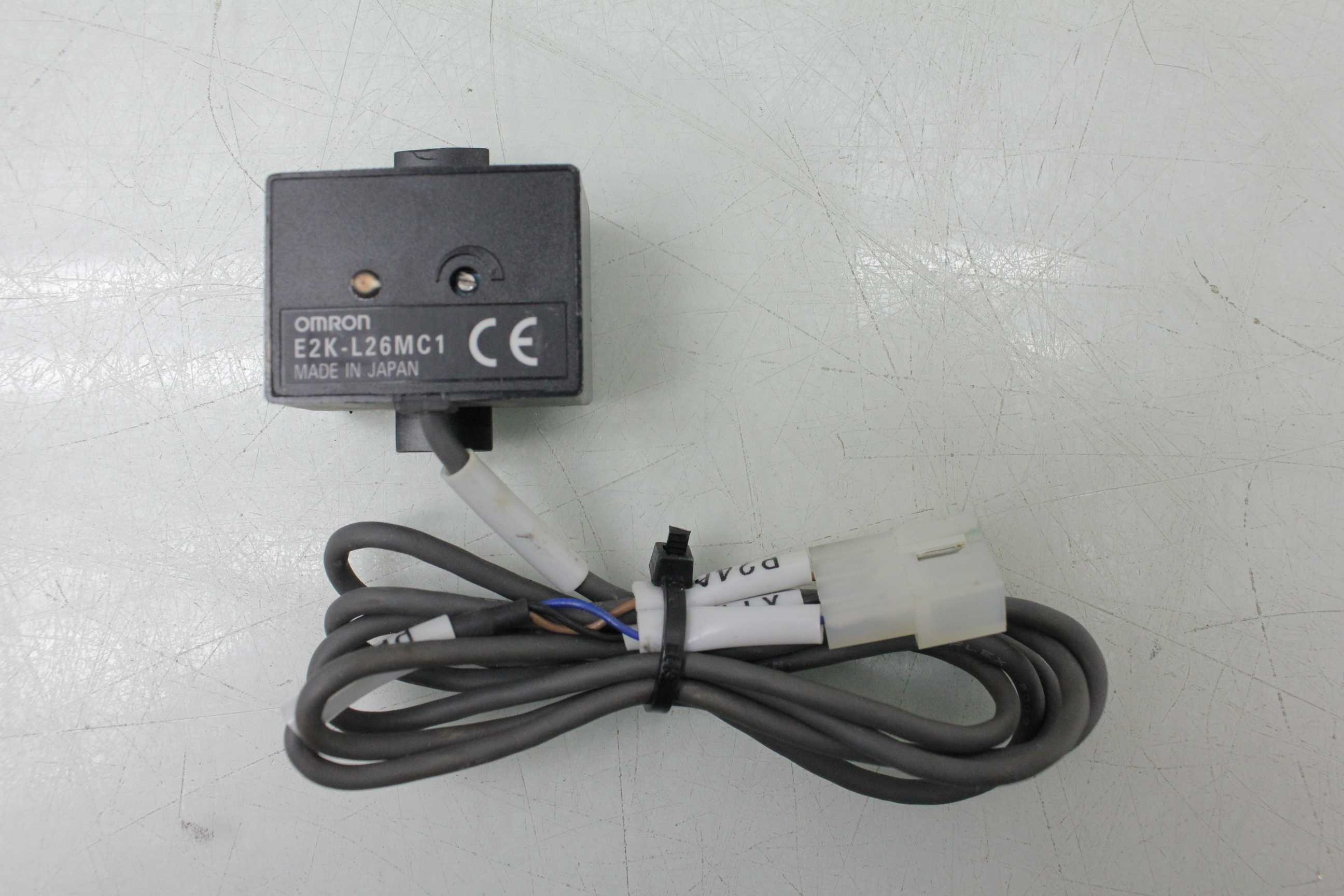 Omron E2KL26MC1 Capacitive Liquid Level Sensor for up to 26mm pipe