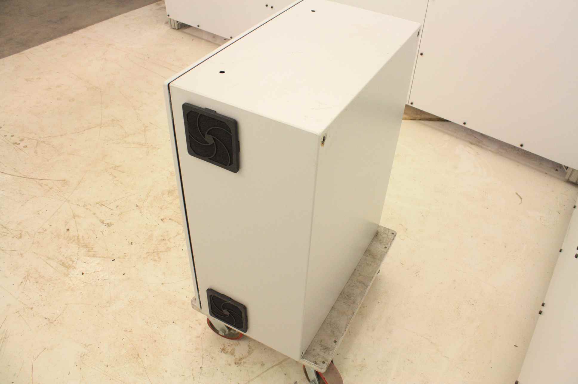 Rittal AE1376.500 Steel Electrical Enclosure 600 x 760 x 350 mm / NEMA