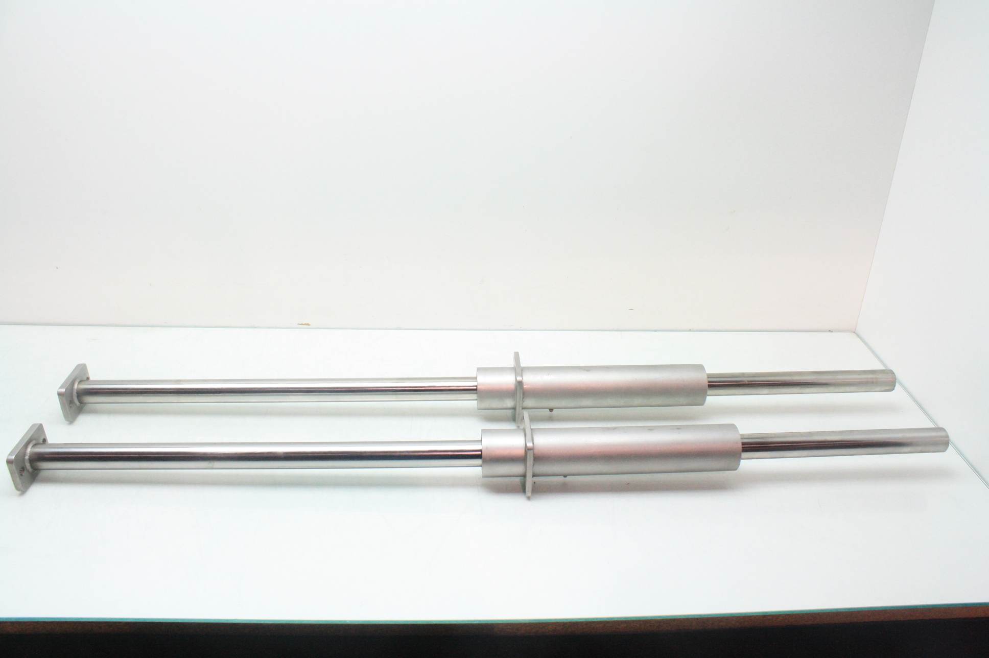 2 Thomson Flange Mount 11/4" Ball Bushing Linear Bearings 44" Linear